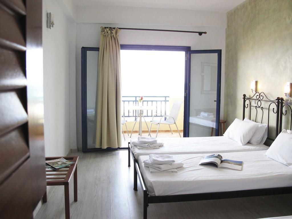 Hotel Azur Кріопігі Номер фото